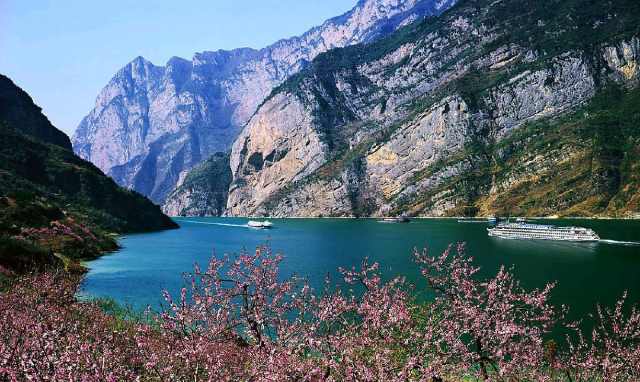 梁瑞国新职务，与自然美景的旅行探索，寻求心灵宁静的港湾之旅